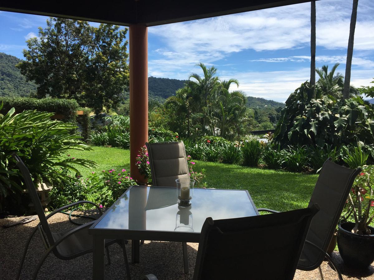 Ferienwohnung Hideaway On Hillview Cairns Exterior foto