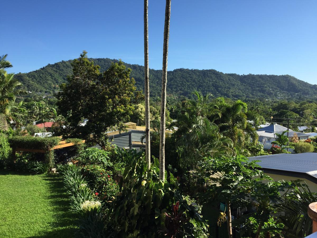 Ferienwohnung Hideaway On Hillview Cairns Exterior foto